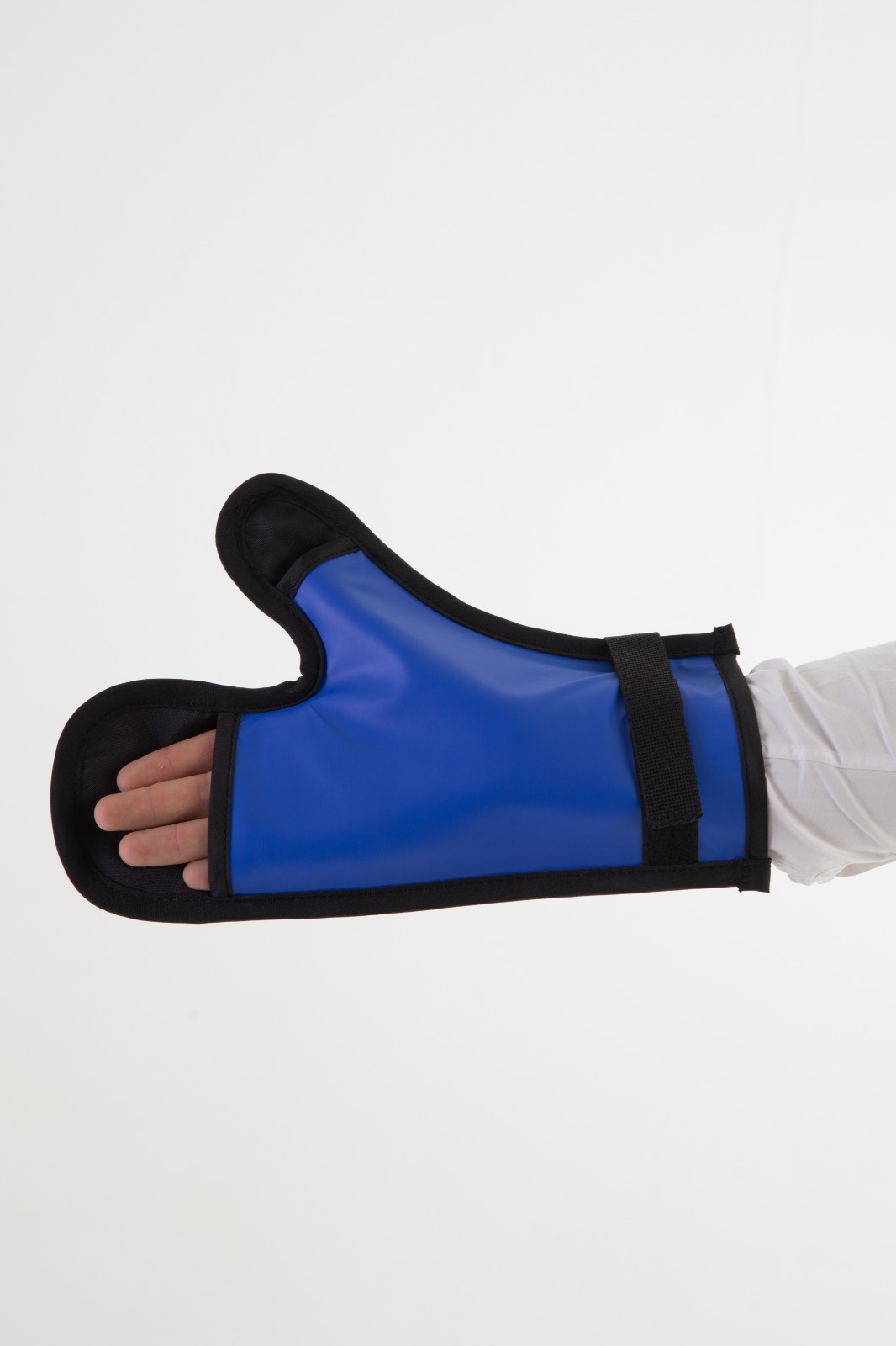 Vet Glove Model 1 Detail 2